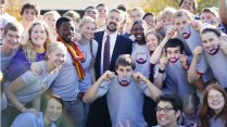 President Le Roy in Long Beach (Calif.) with alumni and friends